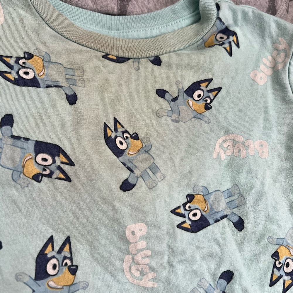Play Clothes Bundle - Picture 7 of 9